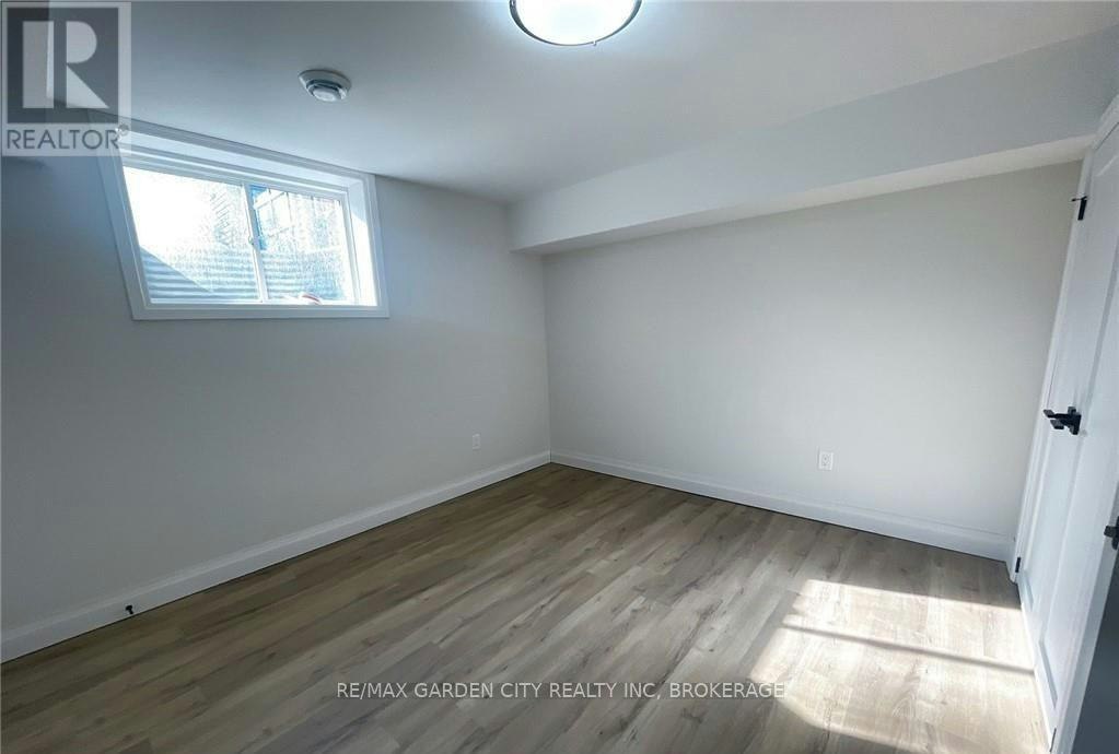 4 Lower Level 13 Valley Road, St. Catharines, ON, L2S 1Y7 - 5