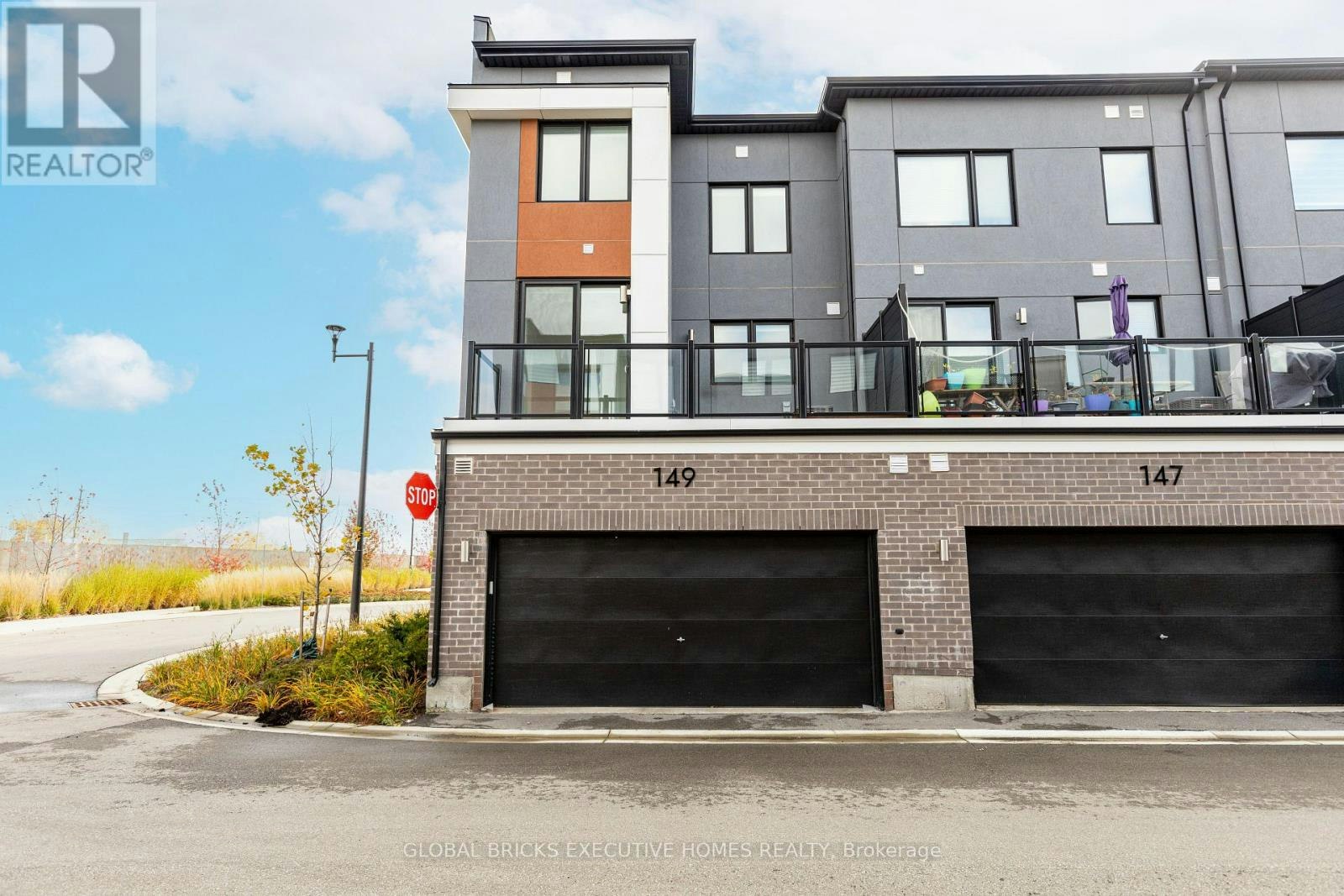 149 Grovewood Common, Oakville, ON, L6H 0X5 - 4