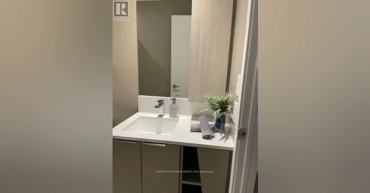523-3900 Confederation Parkway, Mississauga, ON, L5B 0M3 - 17