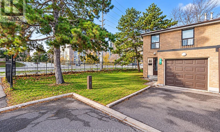 88 Fleetwood Crescent