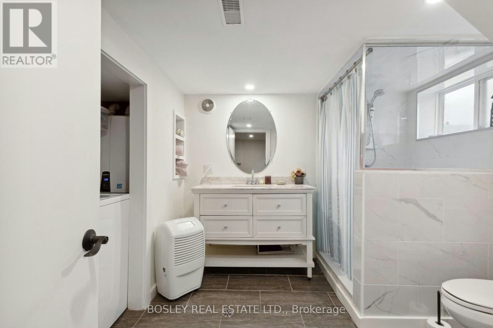 32 Louisa Street, Blue Mountains, ON, N0H 2P0 - 25