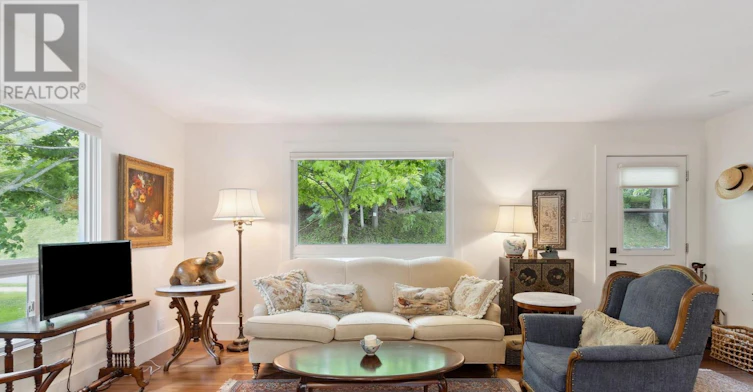 32 Louisa Street, Blue Mountains, ON, N0H 2P0 - 8