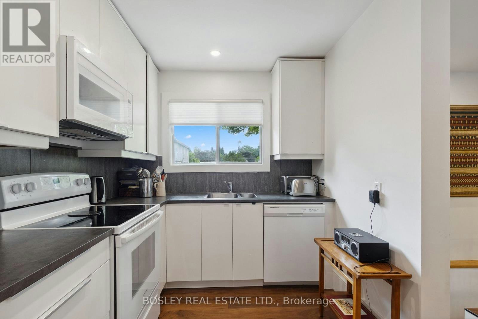 32 Louisa Street, Blue Mountains, ON, N0H 2P0 - 15