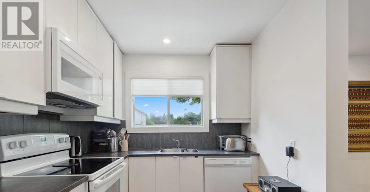 32 Louisa Street, Blue Mountains, ON, N0H 2P0 - 15