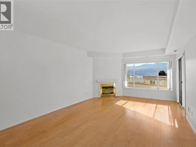 107-3767 Brown Road - 2
