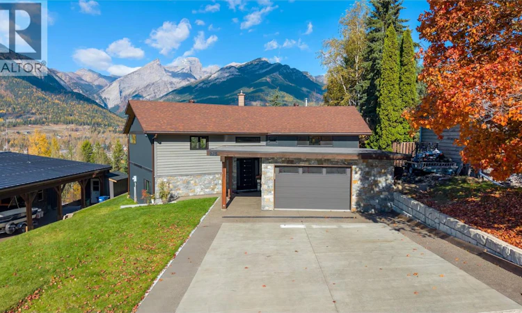 75 Ridgemont Drive