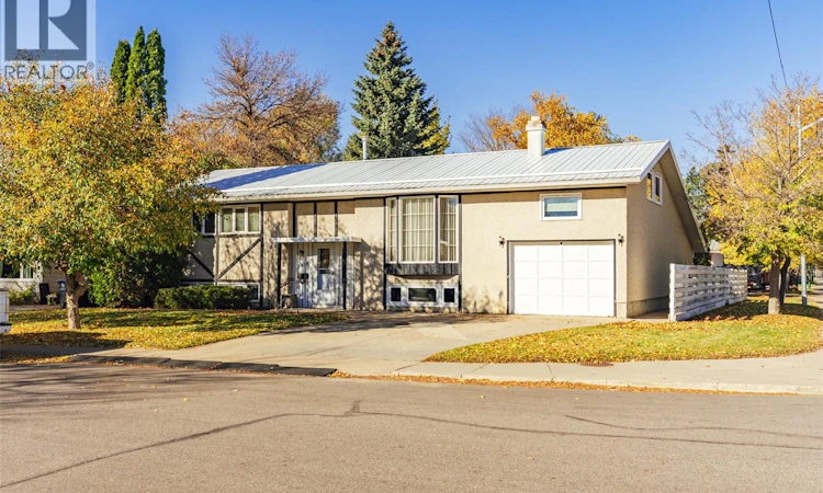 3334 Cronkite Street