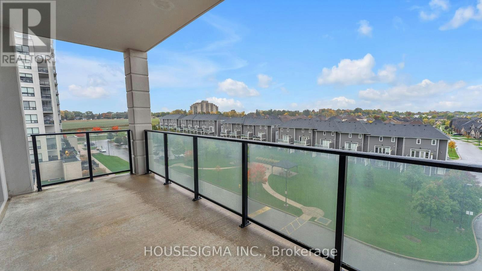505-260 Villagewalk Boulevard, London, ON, N6G 0P6 - 11
