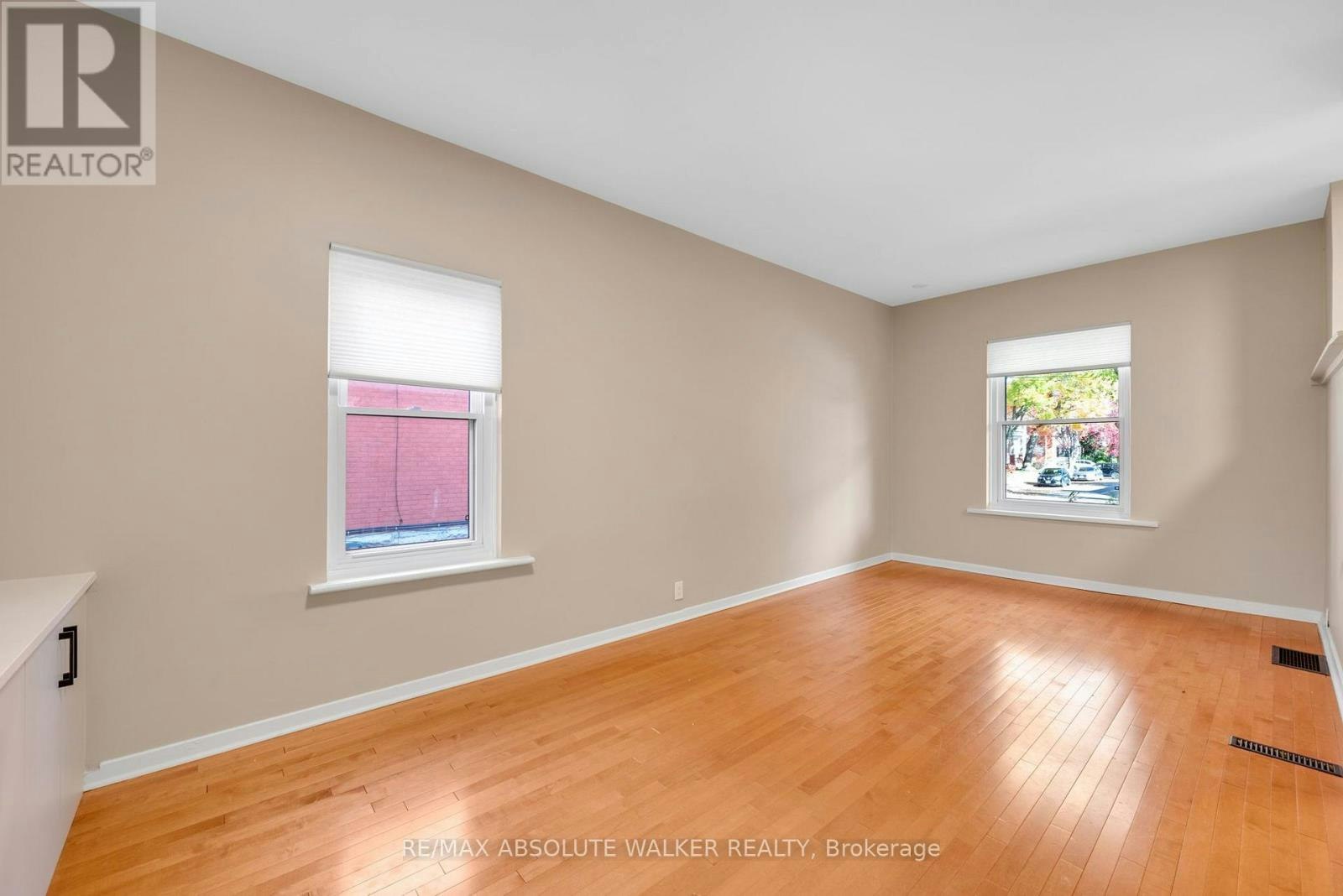 50 Ralph Street, Ottawa, ON, K1S 4A5 - 4