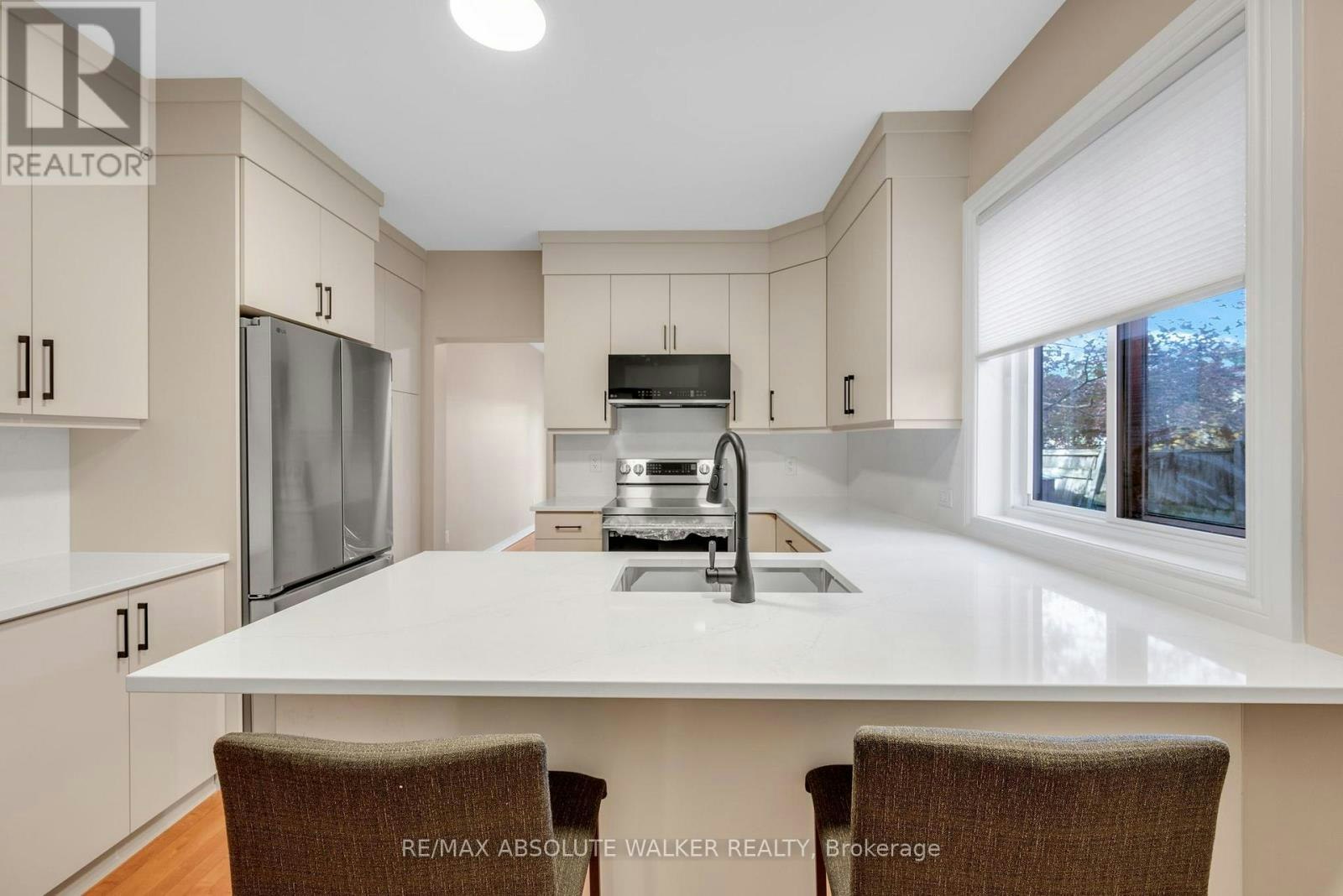 50 Ralph Street, Ottawa, ON, K1S 4A5 - 9