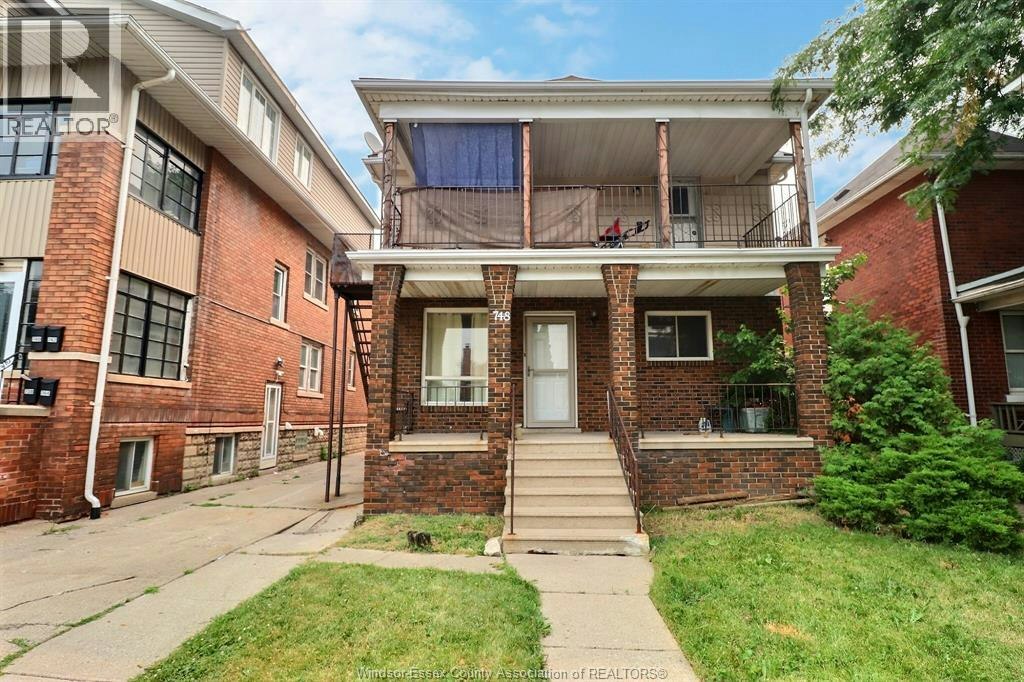 748 Pierre, Windsor, ON, N9A 2K5
