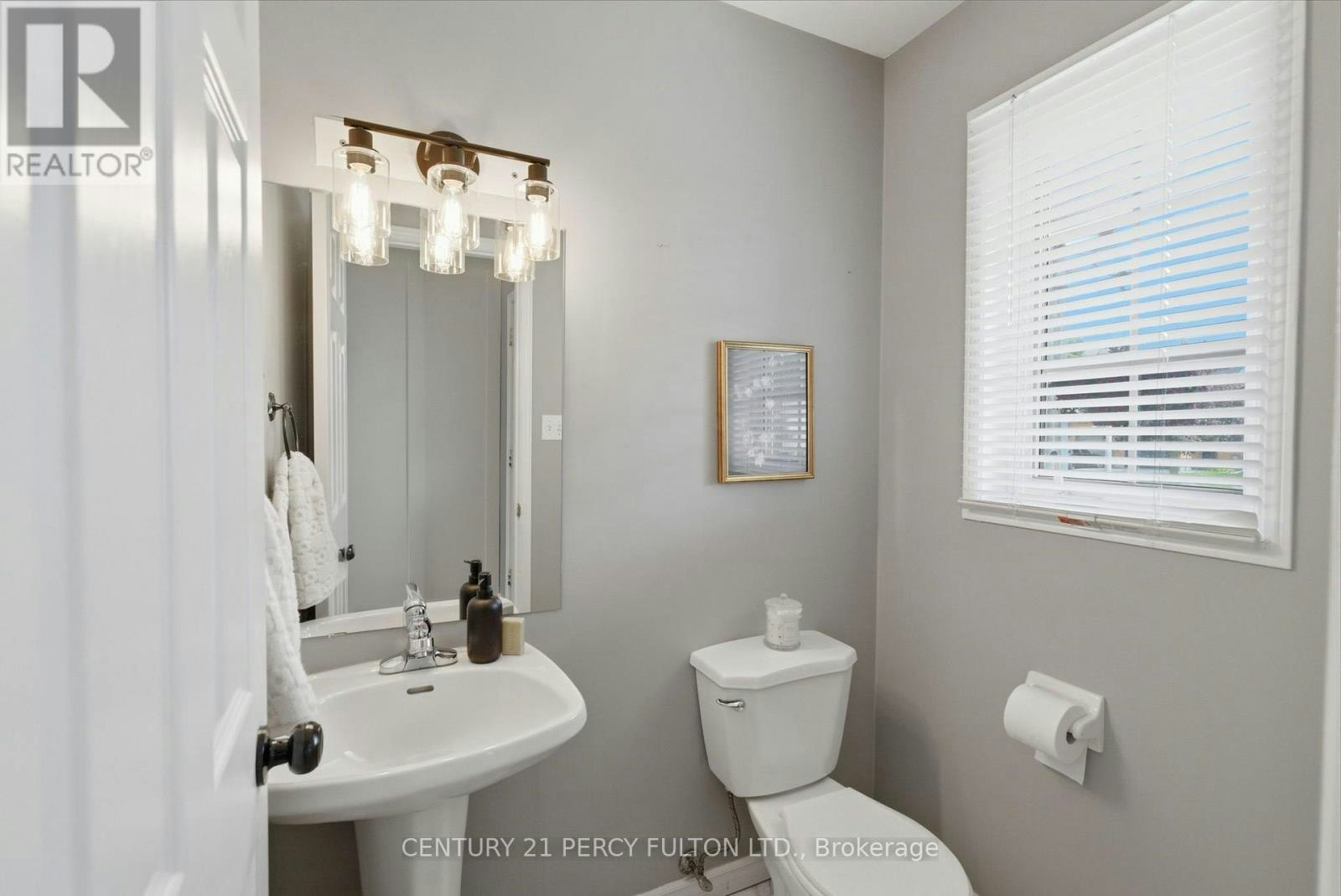 42 Cecil Found Crescent, Clarington, ON, L1E 2W1 - 5