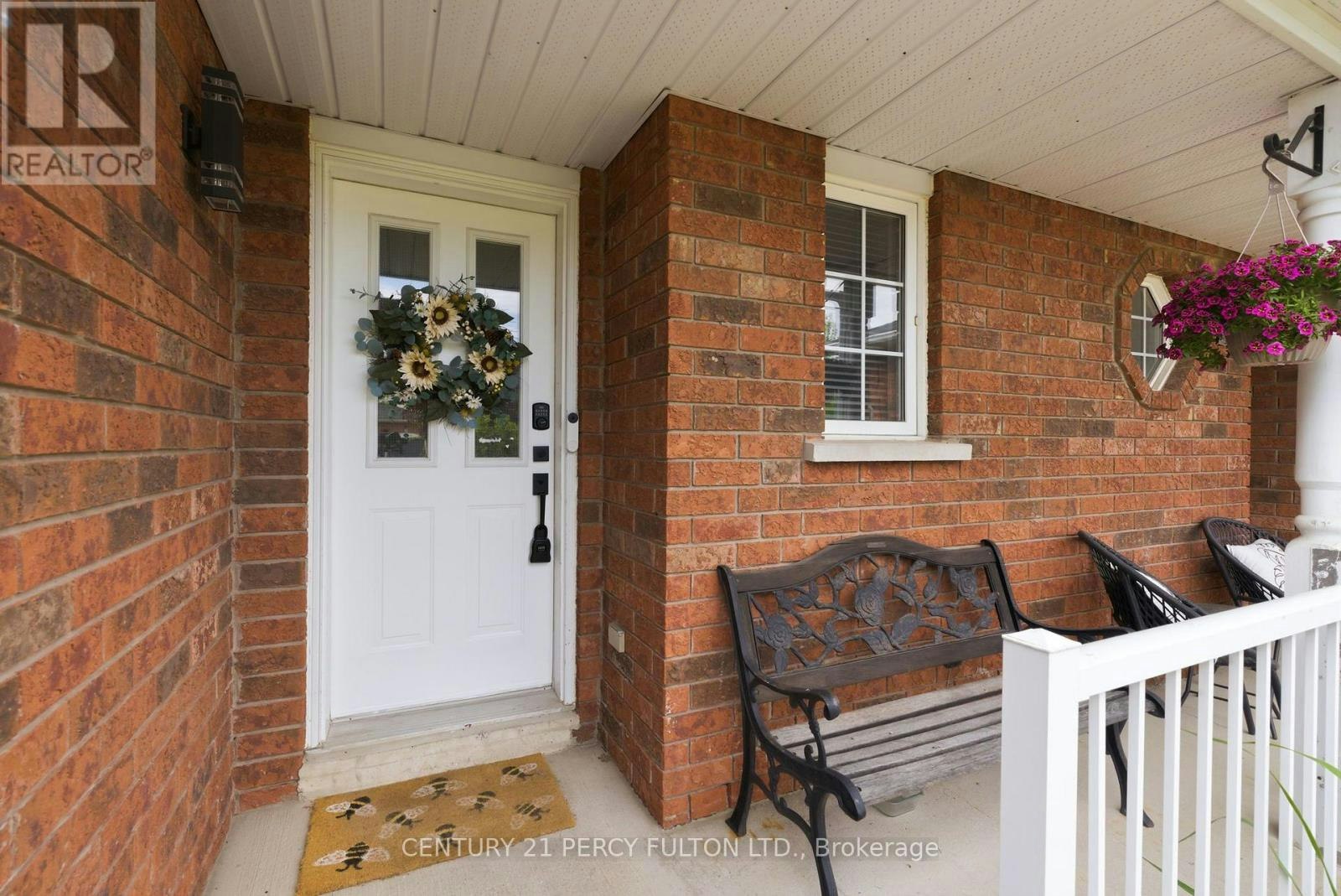 42 Cecil Found Crescent, Clarington, ON, L1E 2W1 - 3
