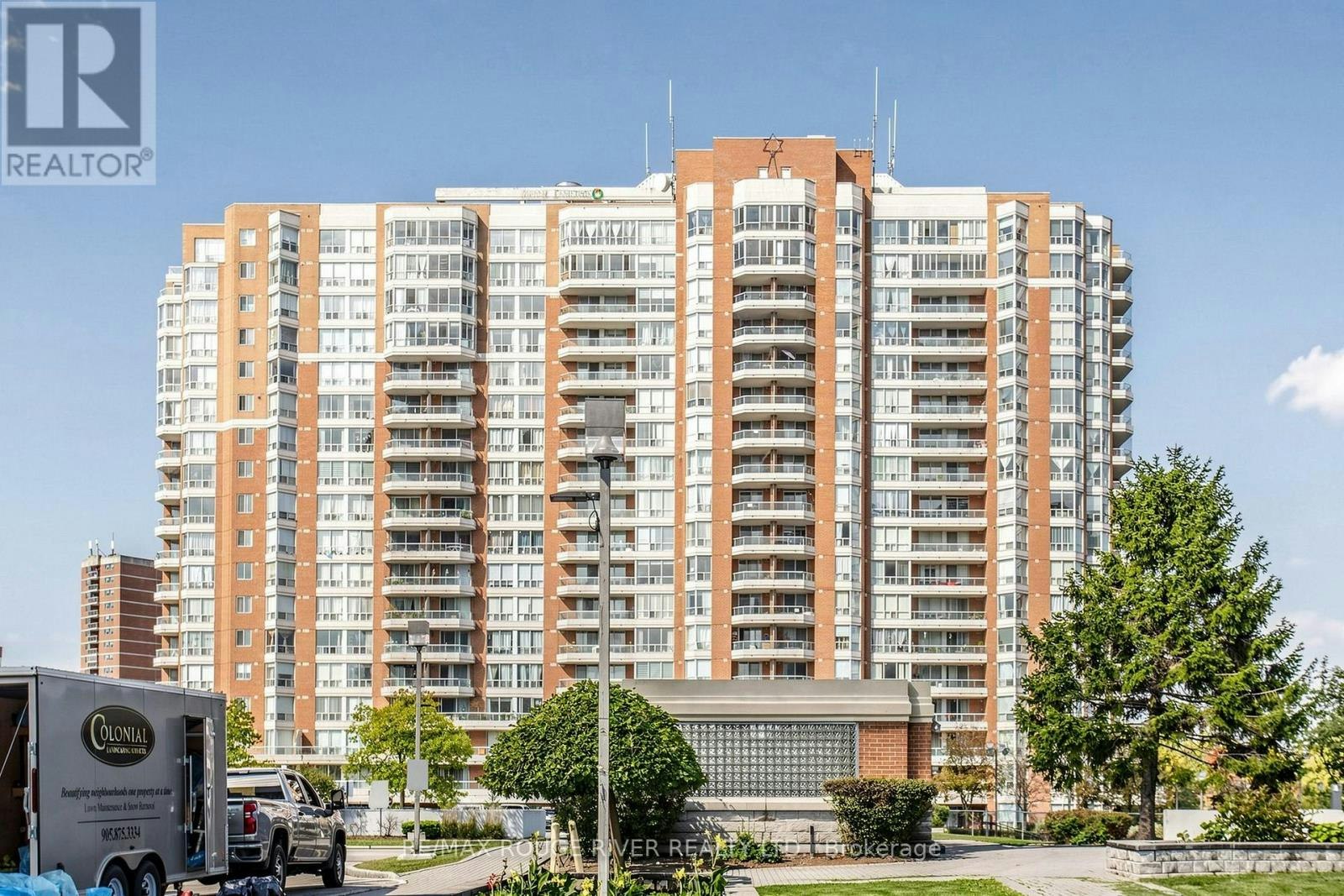 311-430 Mclevin Avenue, Toronto, ON, M1B 5P1