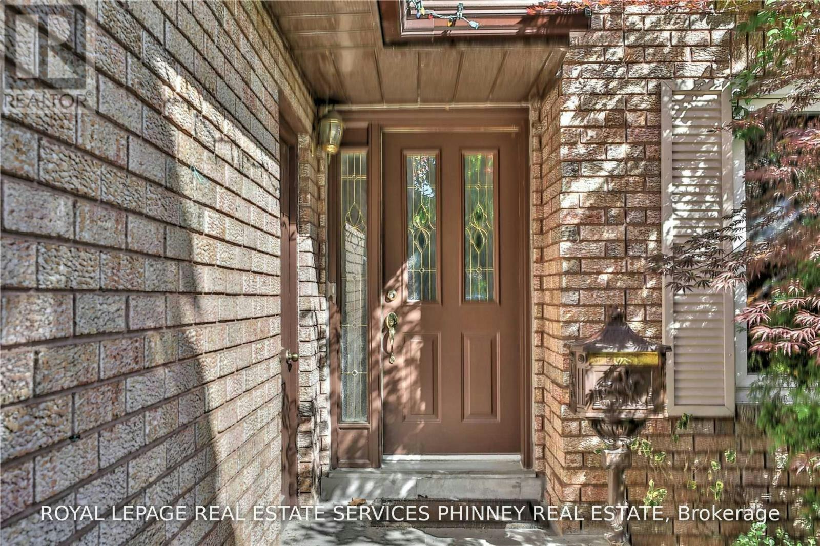 1004 Cutler Court, Mississauga, ON, L5H 4C9 - 2