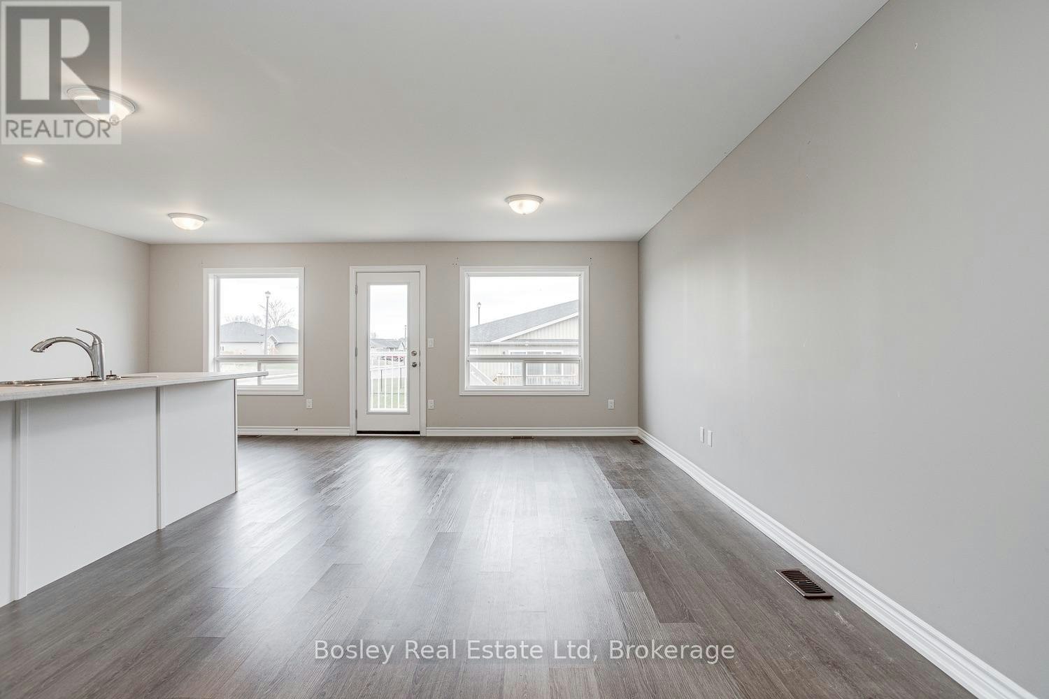 11 Tolman Street, Brighton, ON, K0K 1H0 - 11