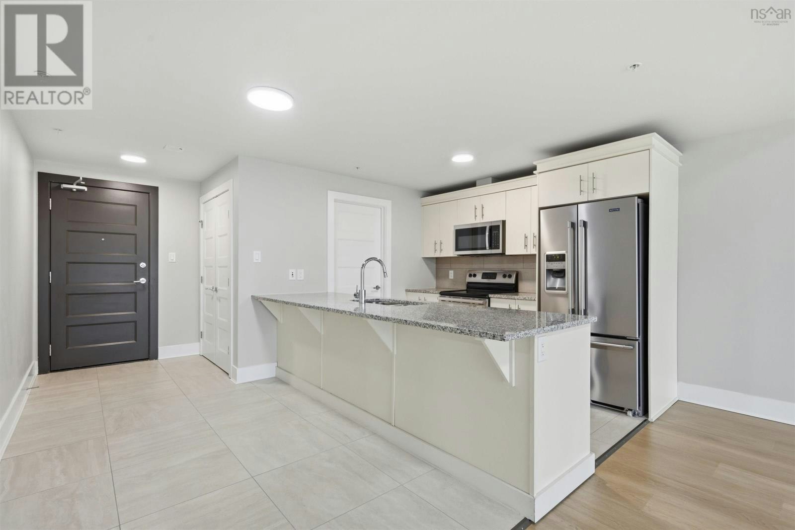 306-15 Kings Wharf Place, Dartmouth, NS, B2Y 0C2