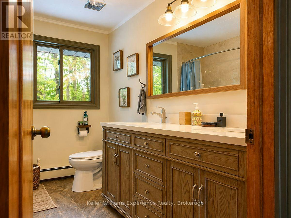993 18 Concession W, Tiny, ON, L9M 1R3 - 10