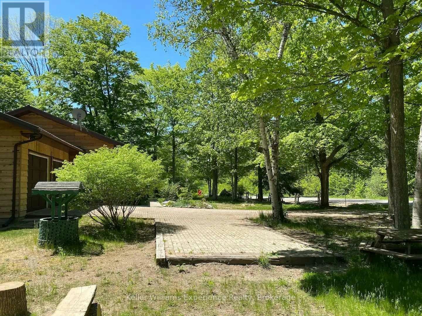 993 18 Concession W, Tiny, ON, L9M 1R3 - 18
