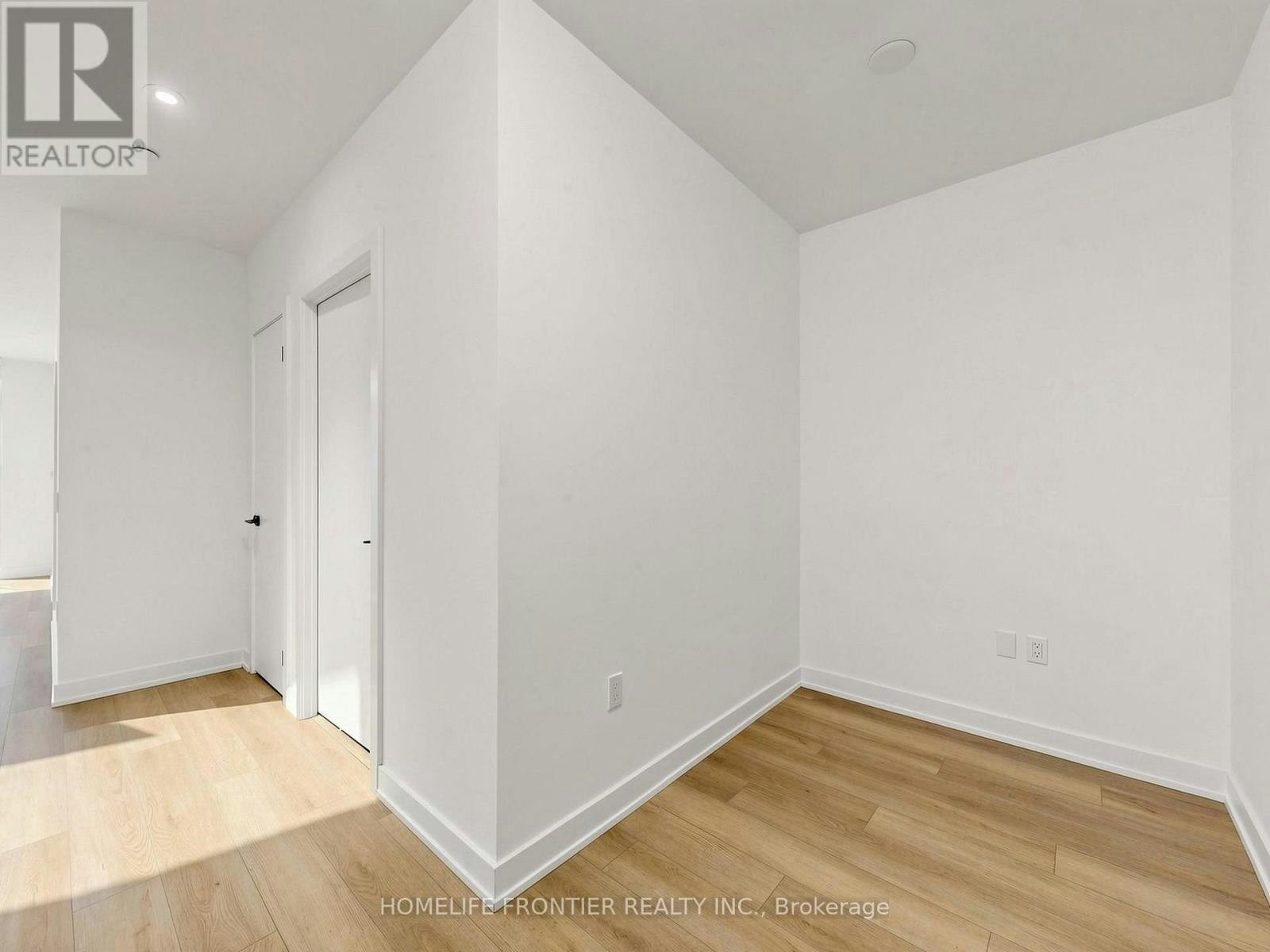 624N-117 Broadway Avenue W, Toronto, ON, M4P 1V3 - 19
