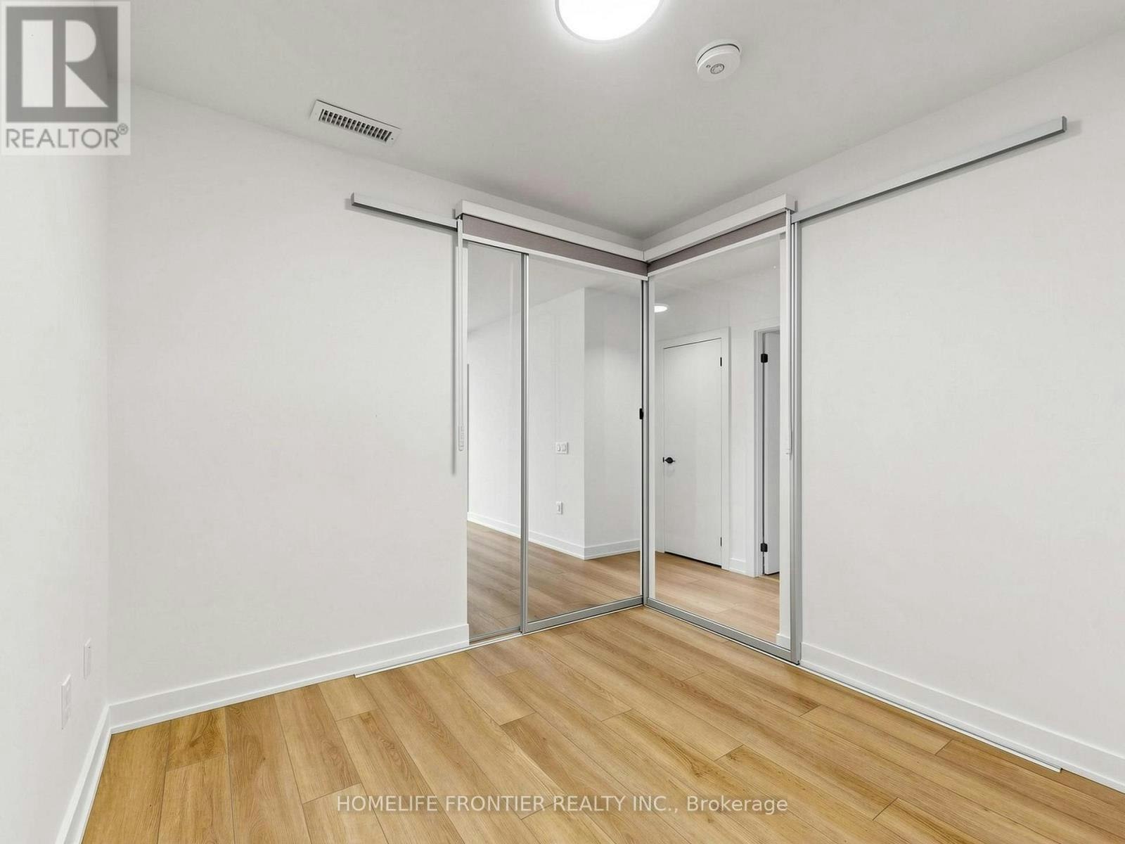 624N-117 Broadway Avenue W, Toronto, ON, M4P 1V3 - 16