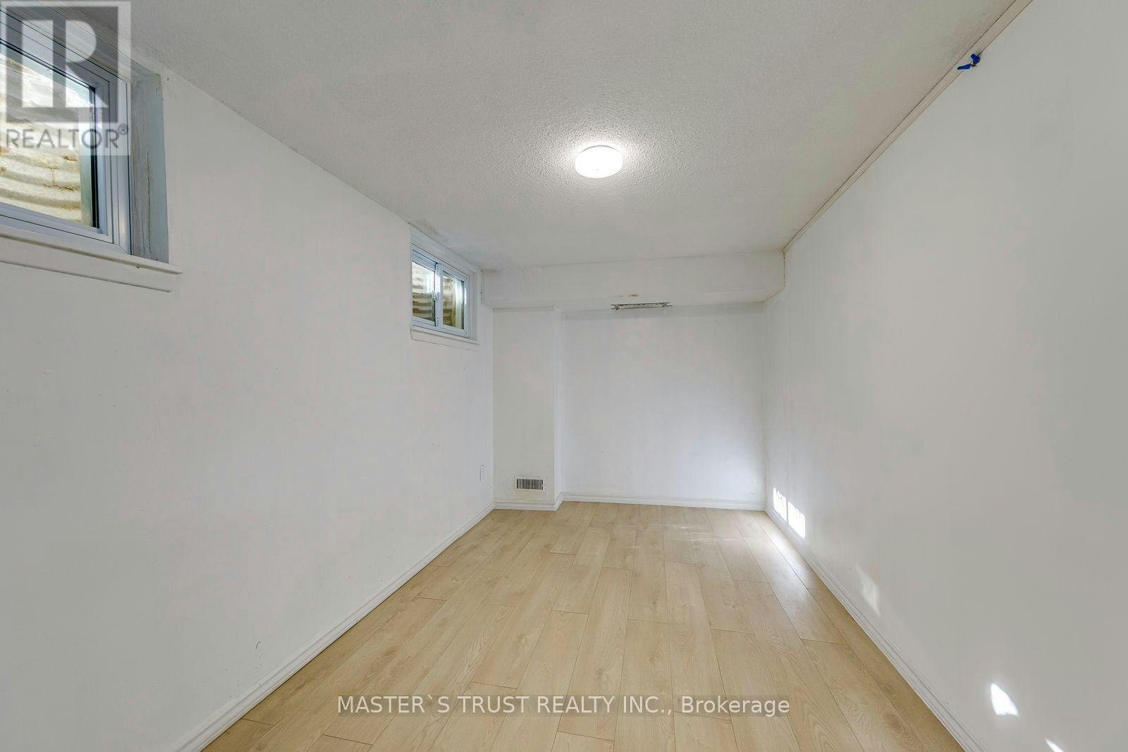 44 Tangle Briar Way, Toronto, ON, M2J 2M4 - 37