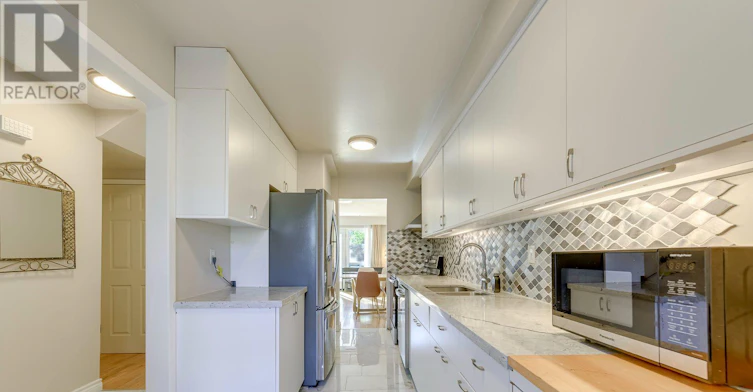44 Tangle Briar Way, Toronto, ON, M2J 2M4 - 7