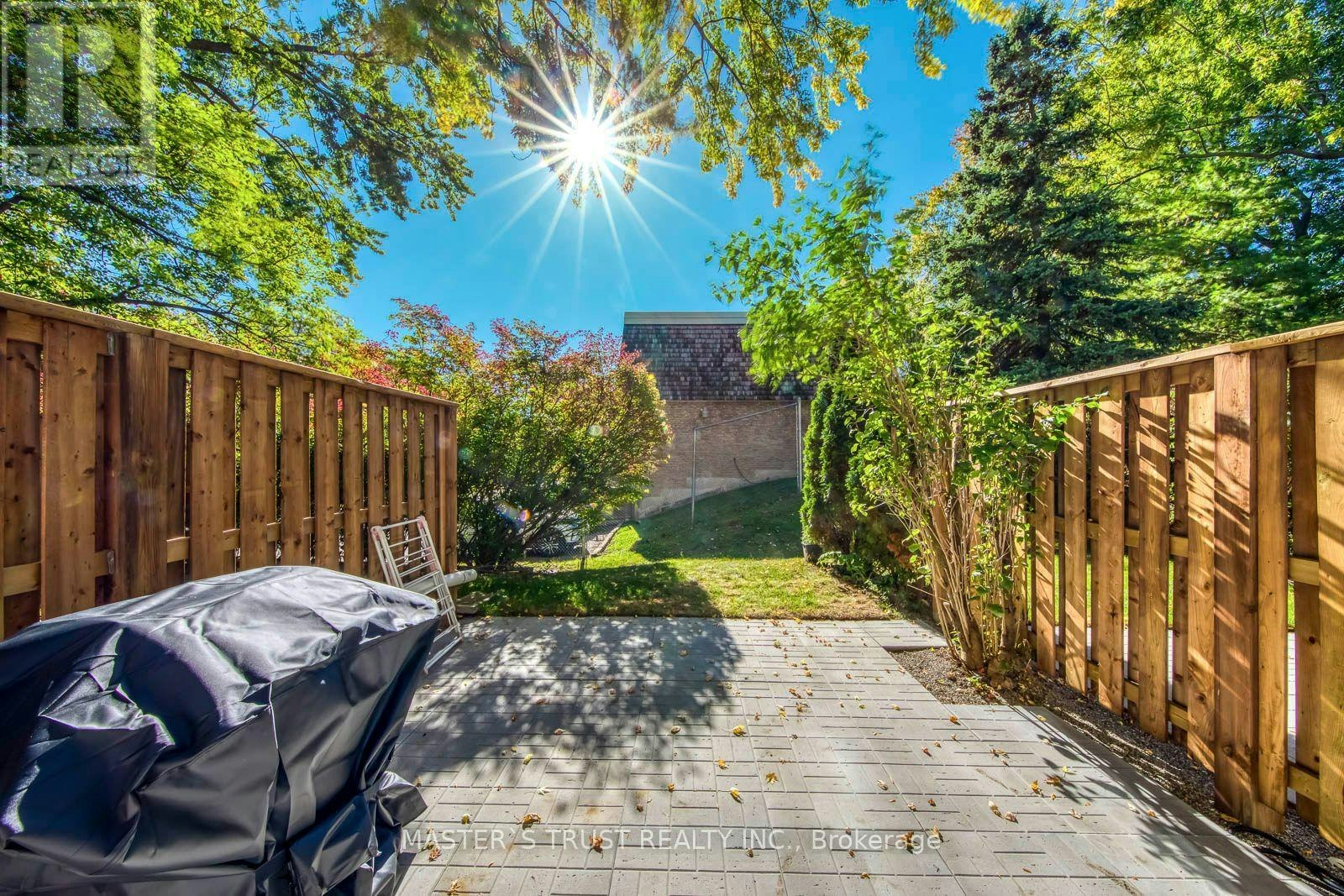 44 Tangle Briar Way, Toronto, ON, M2J 2M4 - 41