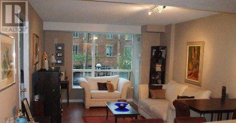 201-109 Front Street, Toronto, ON, M5A 4P7 - 4