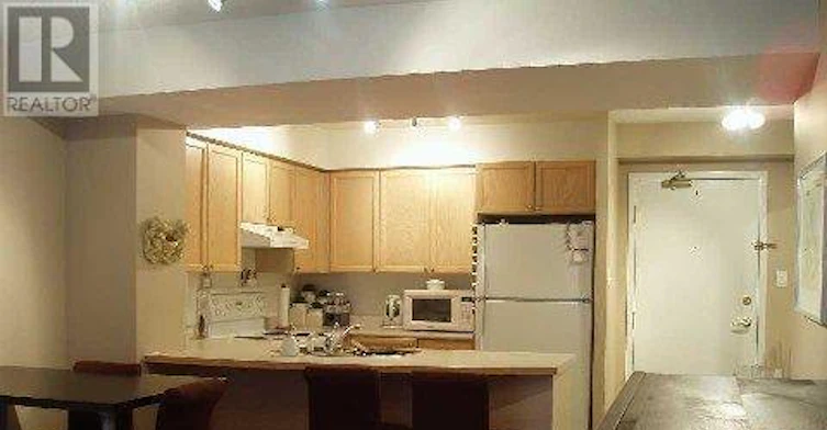 201-109 Front Street, Toronto, ON, M5A 4P7 - 8