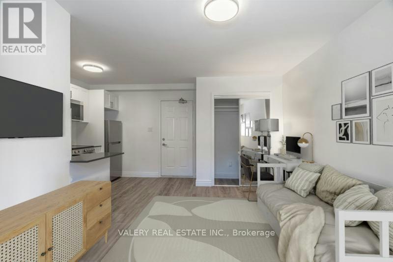 B8-608 Church Street, Toronto, ON, M4Y 2E7 - 4