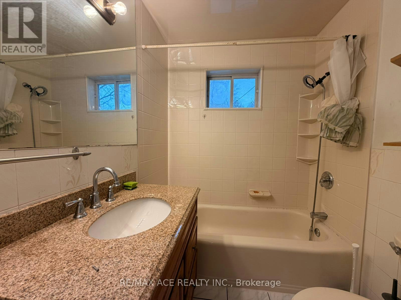 MAIN-48 Ronway Crescent, Toronto, ON, M1J 2S2 - 8
