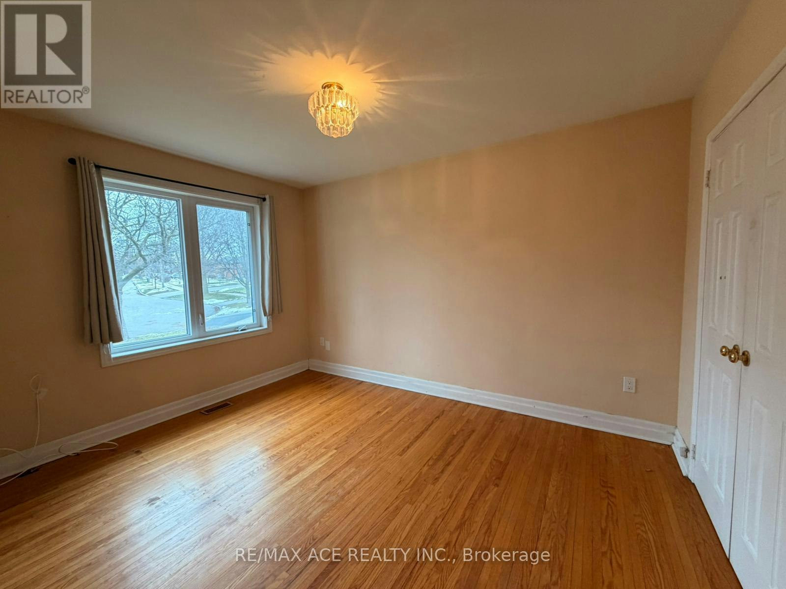 MAIN-48 Ronway Crescent, Toronto, ON, M1J 2S2 - 5