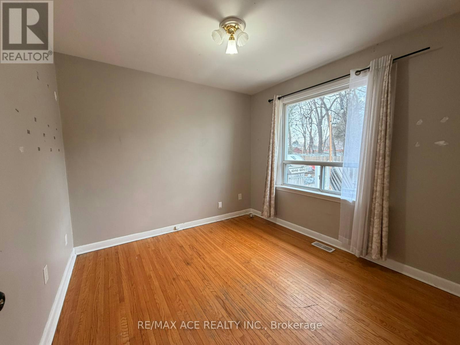 MAIN-48 Ronway Crescent, Toronto, ON, M1J 2S2 - 7