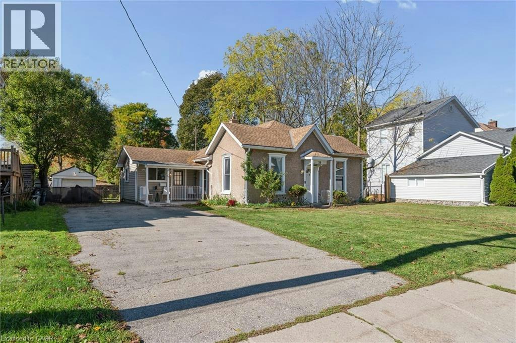 38 Glenmorris Street, Cambridge, ON, N1S 2Y2