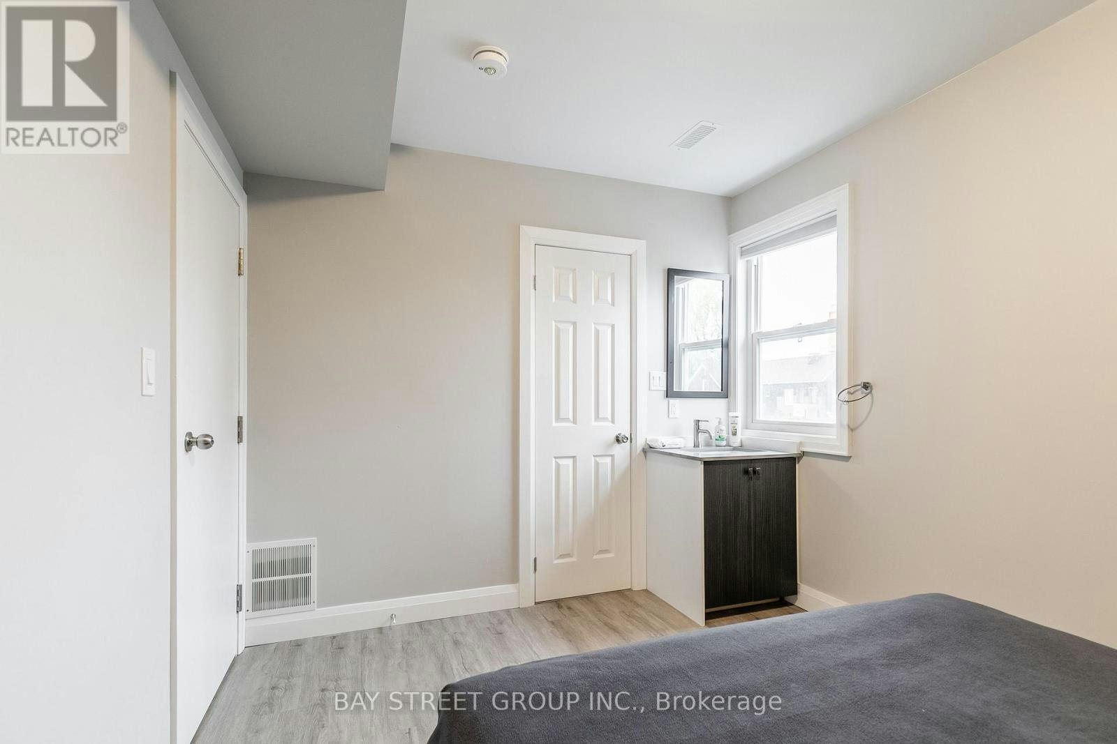 C-5757 Stanley Avenue, Niagara Falls, ON, L2G 3X6 - 11