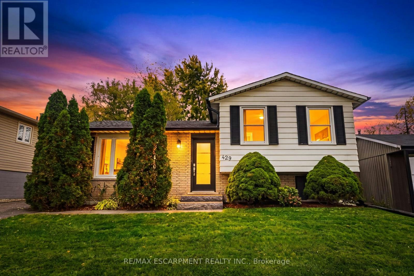 429 Limeridge Road W, Hamilton, ON, L9C 2V6
