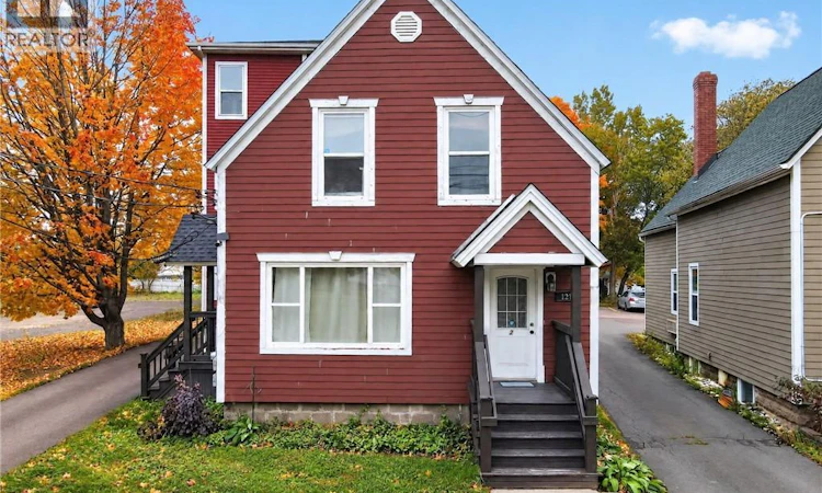 121 Elmwood Drive