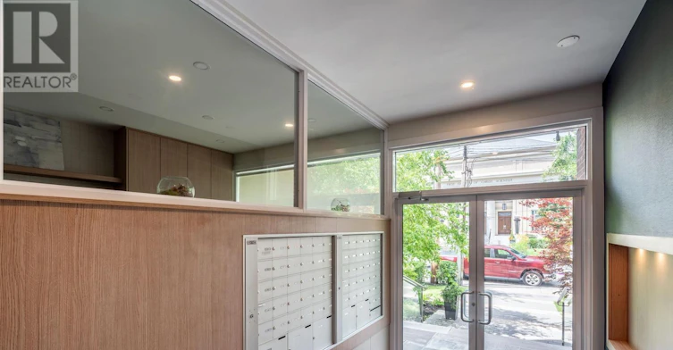403-161 St. George Street, Toronto, ON, M5R 2M3 - 4
