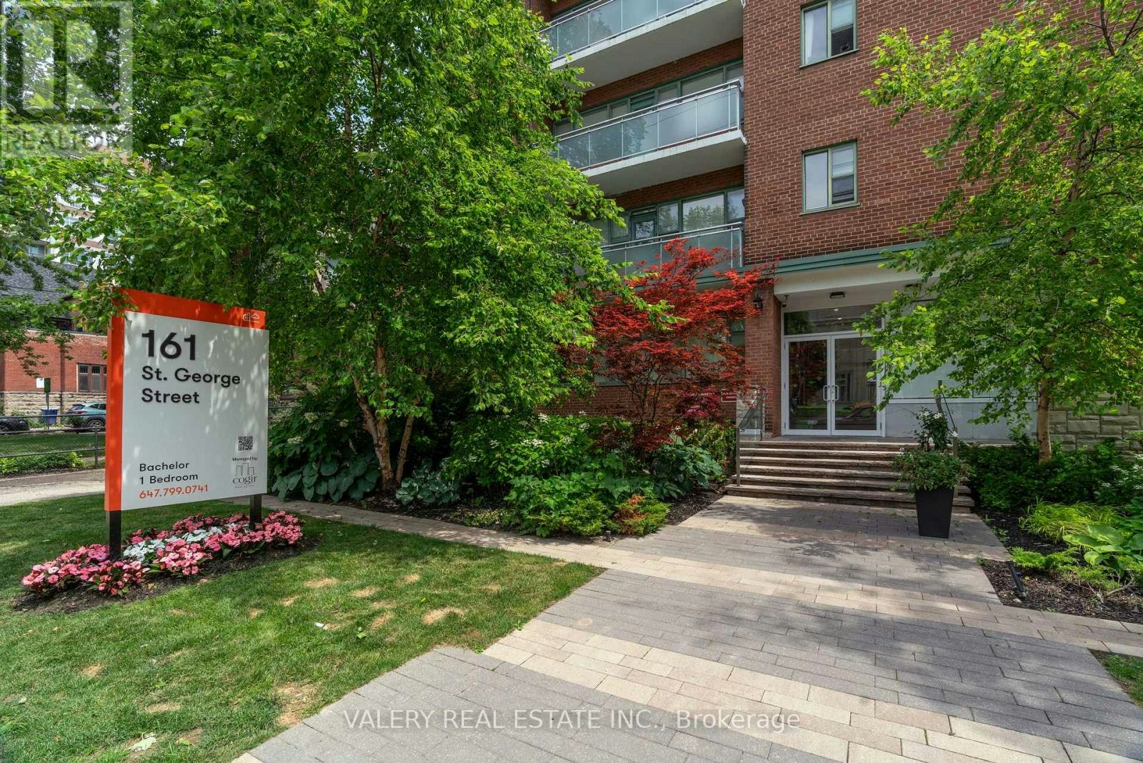 403-161 St. George Street, Toronto, ON, M5R 2M3 - 2