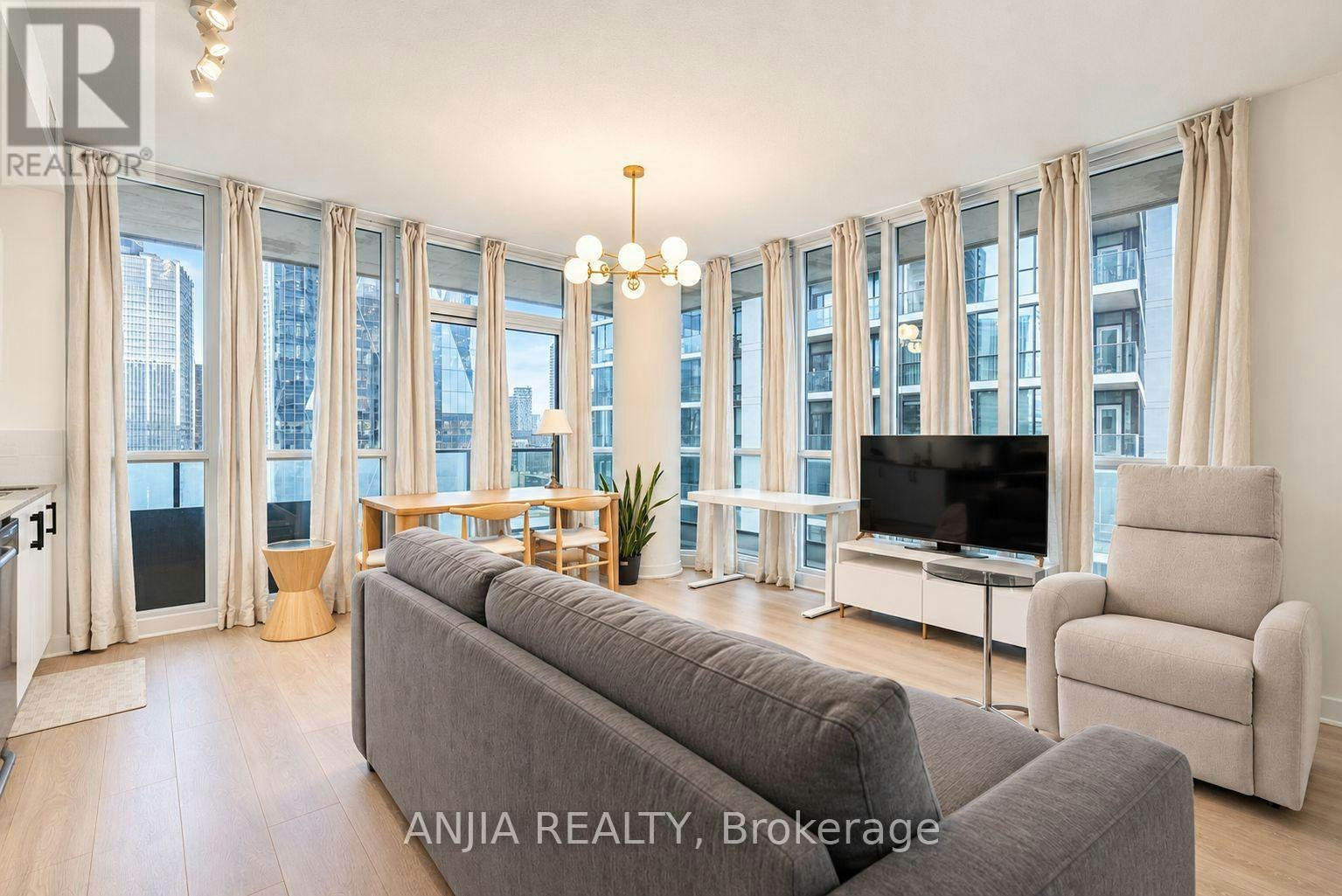 3004-33 Bay Street, Toronto, ON, M5J 2Z3