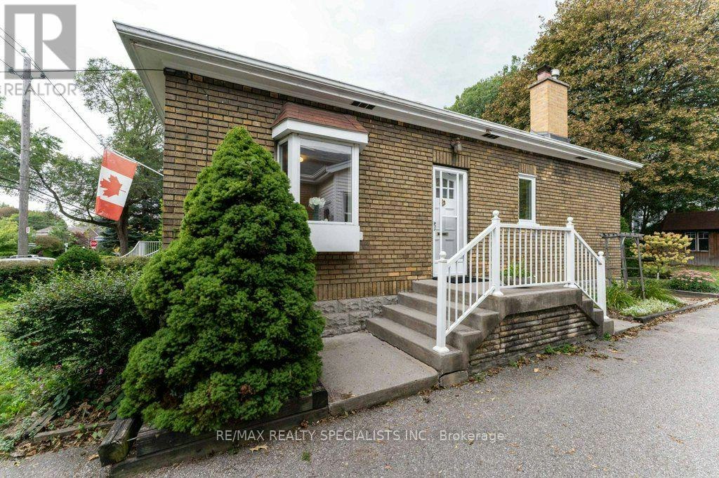58 Franklin Avenue, Toronto, ON, M2N 1B6