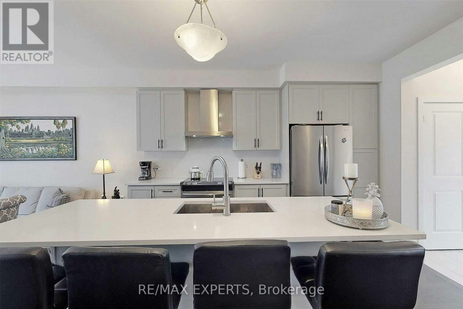 21 Fancamp Drive, Vaughan, ON, L6A 1P9 - 5