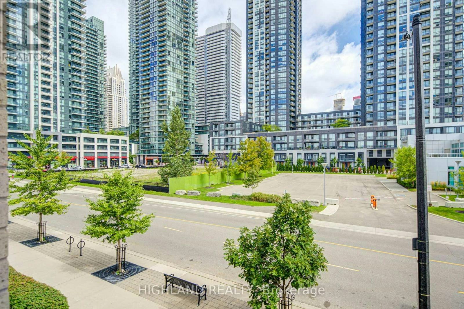 6-4010 Parkside Village Drive, Mississauga, ON, L5B 0K2 - 21
