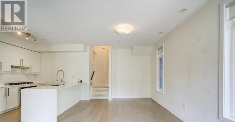 6-4010 Parkside Village Drive, Mississauga, ON, L5B 0K2 - 4