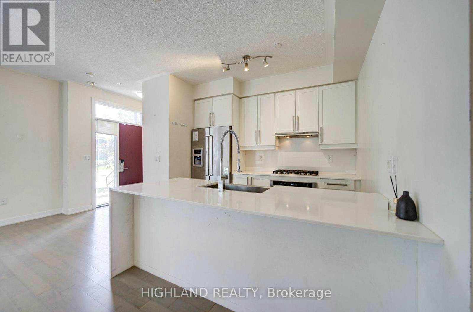 6-4010 Parkside Village Drive, Mississauga, ON, L5B 0K2 - 10