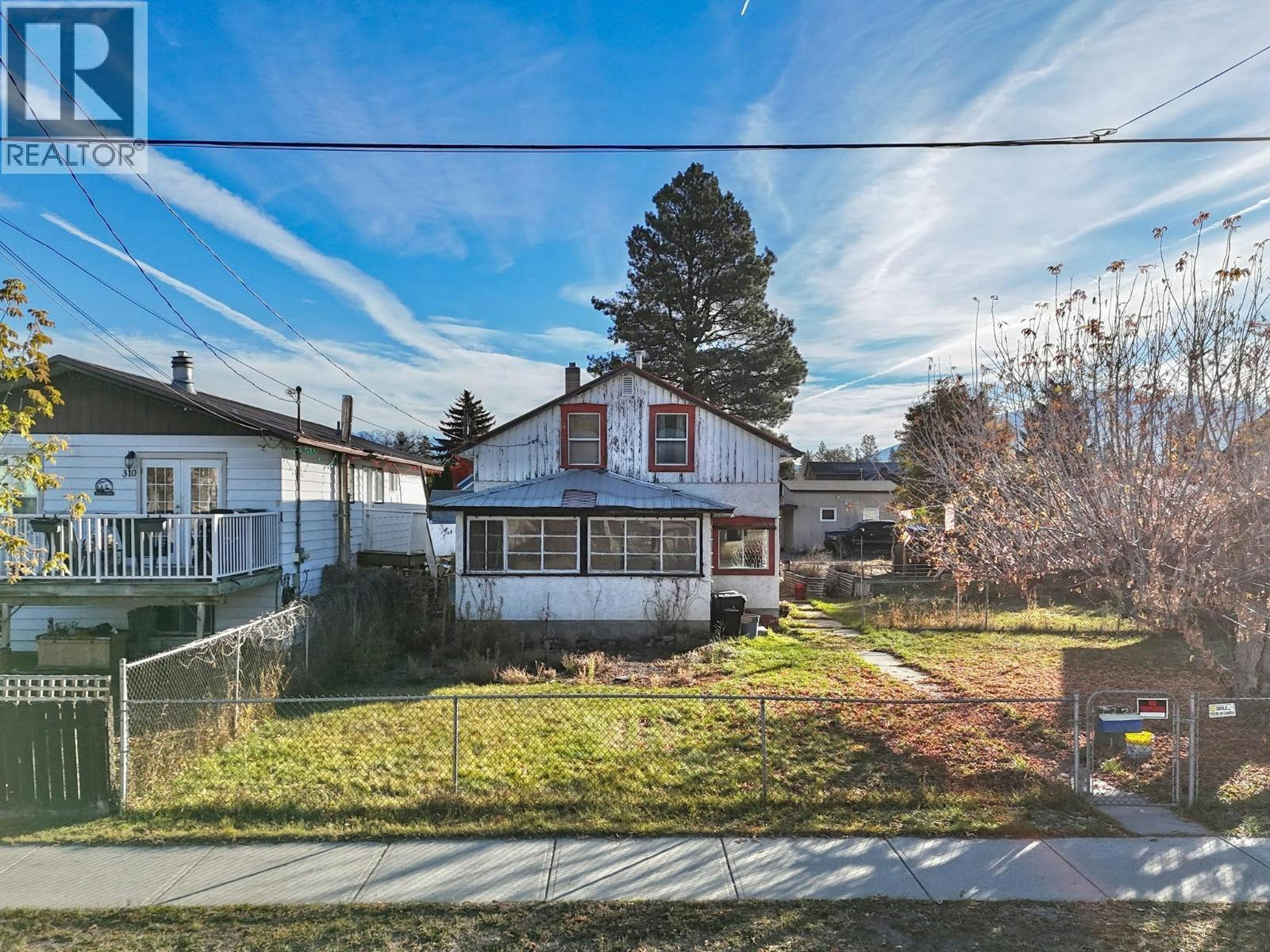 312 S 3rd Avenue, Cranbrook, BC, V1C 2B9