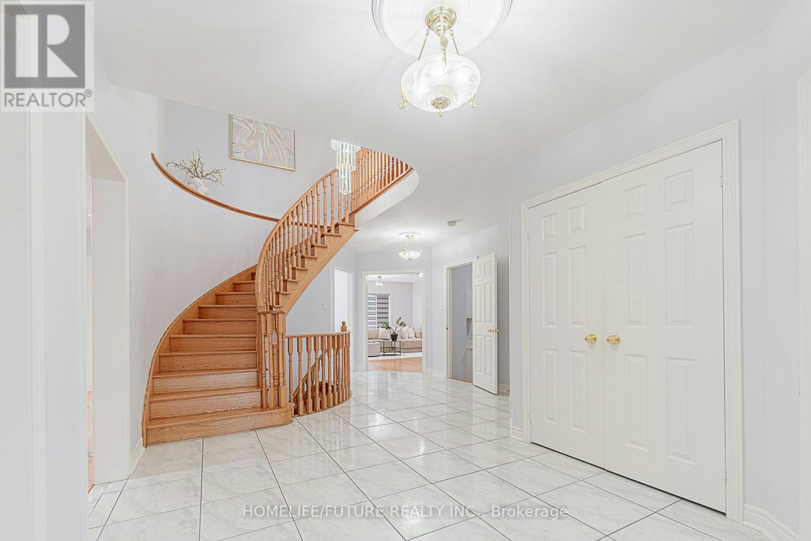 42 Boxwood Crescent, Markham, ON, L3S 3P6 - 3