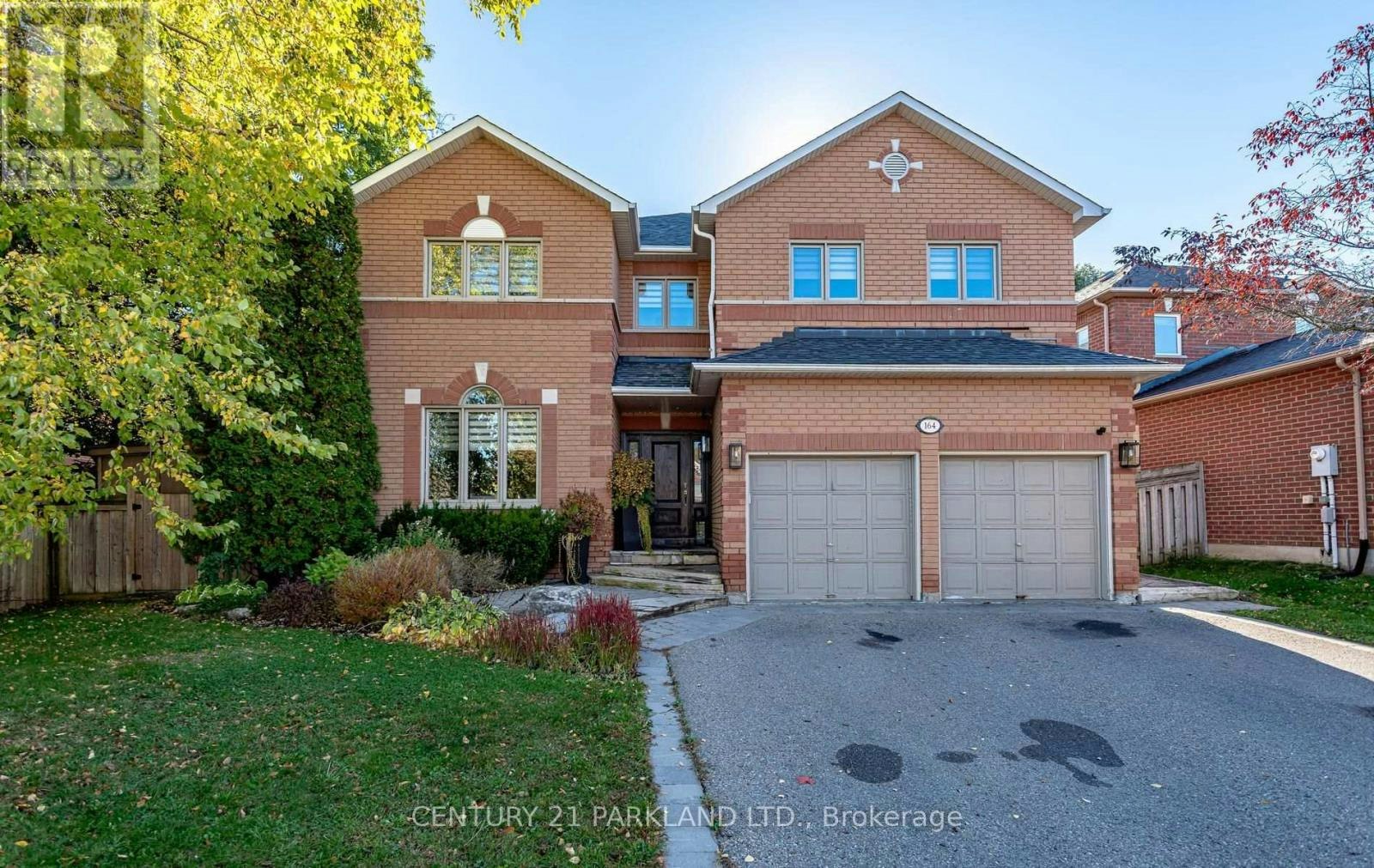 164 Carlyle Crescent, Aurora, ON, L4G 6P8