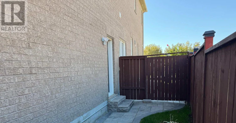 BSMT-7330 Saint Barbara Boulevard, Mississauga, ON, L5W 0C3 - 3
